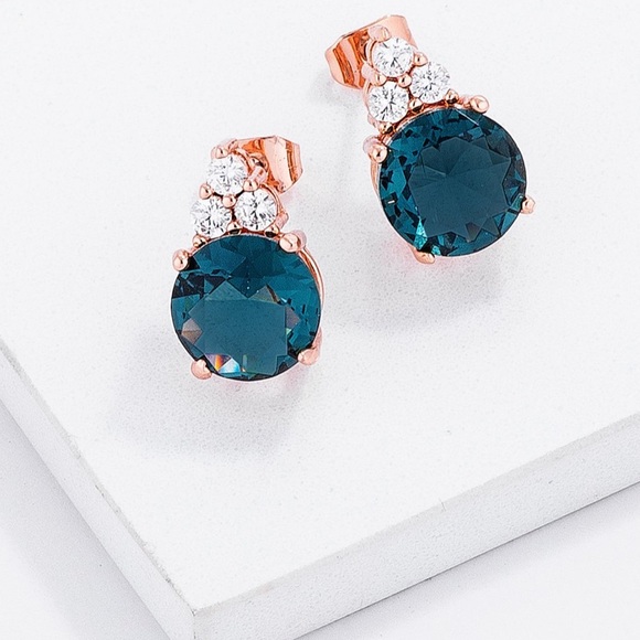 NWT! Rose Gold Peacock CZ Studs - Picture 2 of 2